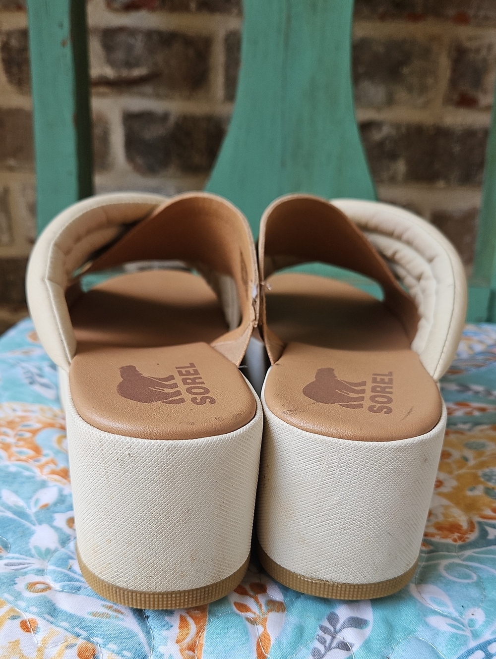 Sorel Women's Honey Beige Cameron Platform Crisscross Puff Platform Sandals - Picture 4 of 7